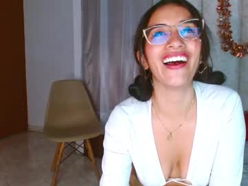 Violetsweet_Cs Chaturbate stream image from February 13, 2025