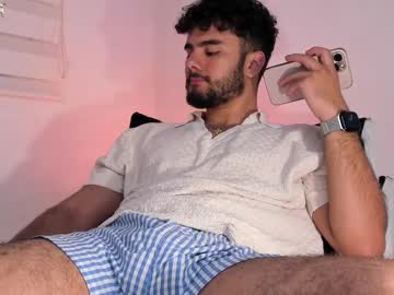 Caprywilliams Chaturbate stream image from February 13, 2025