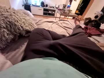 Lover010983 Chaturbate stream image from February 13, 2025