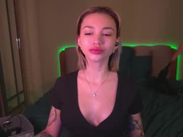 Teona_Amore Chaturbate stream image from February 13, 2025