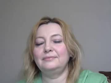 Luna_Shard Chaturbate stream image from February 13, 2025