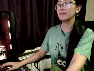 Brightssmiles Chaturbate stream image from February 13, 2025