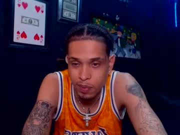 Lilray99 Chaturbate stream image from February 13, 2025
