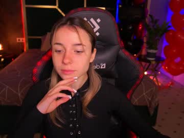 Babe_Dollie Chaturbate stream image from February 13, 2025