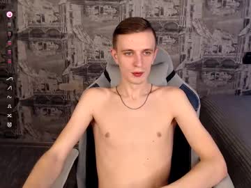 Oliverfresh Chaturbate stream image from February 13, 2025
