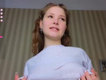 Wonderkisss Chaturbate stream image from February 13, 2025