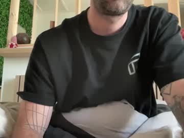 Justmeandyou00 Chaturbate stream image from February 13, 2025