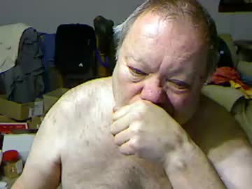 Blemon32 Chaturbate stream image from February 13, 2025