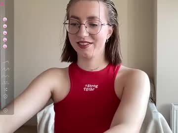 Hot_Lliinns Chaturbate stream image from February 13, 2025