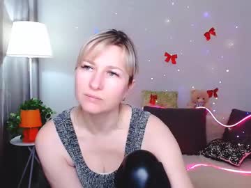 Incredible_Ariela Chaturbate stream image from February 13, 2025