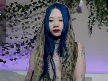 Le_Chan Chaturbate stream image from February 13, 2025