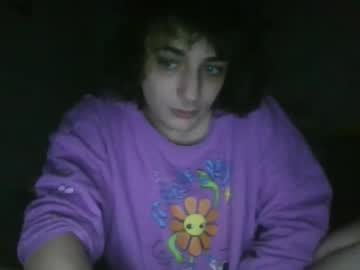 Sillycutecow Chaturbate stream image from February 13, 2025