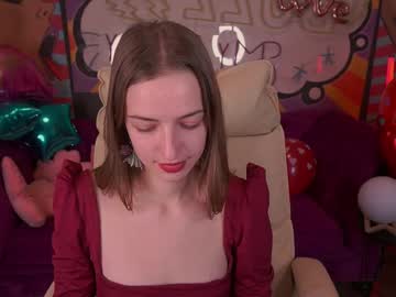 Hayleygirll Chaturbate stream image from February 13, 2025