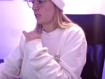 Meganlk Chaturbate stream image from February 13, 2025