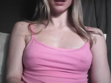 Olivialovesex828 Chaturbate stream image from February 13, 2025