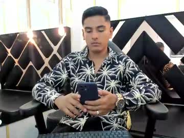 Stiwar_Jackson Chaturbate stream image from February 13, 2025