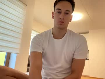 Youcan__ Chaturbate stream image from February 13, 2025