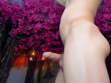 Alexgiraldo_ Chaturbate stream image from February 13, 2025
