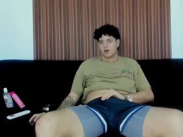 Axel_Tk Chaturbate stream image from February 13, 2025