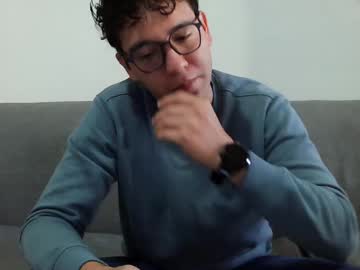 Lobomx19 Chaturbate stream image from February 13, 2025