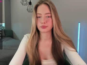 Longoriaeva Chaturbate stream image from February 13, 2025