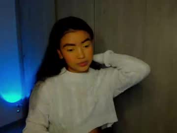 Emmacromw7 Chaturbate stream image from February 13, 2025