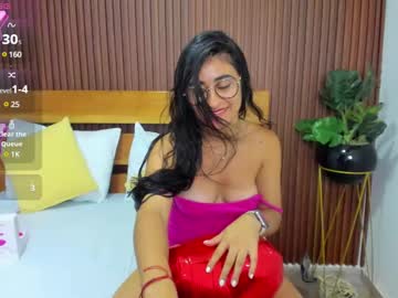 Evelin_Leroy Chaturbate stream image from February 13, 2025