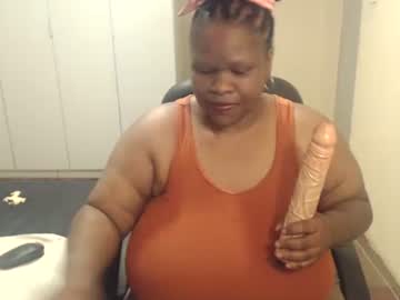 Sweetnoziexxx Chaturbate stream image from February 13, 2025
