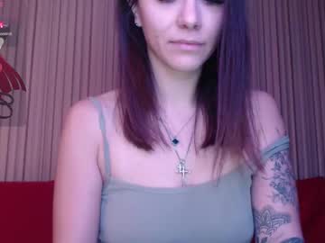 Elina_Posh Chaturbate stream image from February 13, 2025