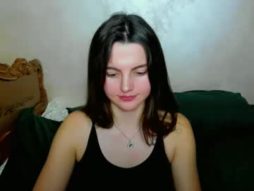 Hellen_Dias Chaturbate stream image from February 13, 2025