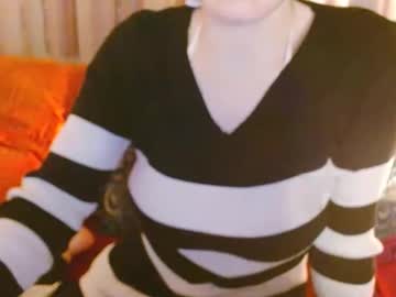 Arzumxoxo Chaturbate stream image from February 13, 2025