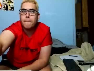 Gorak32 Chaturbate stream image from February 13, 2025