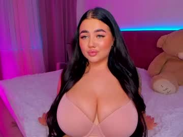 Kylie_Lips Chaturbate stream image from February 13, 2025