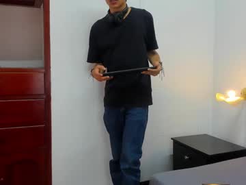 Alan_Del__Rey Chaturbate stream image from February 13, 2025