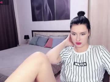 Amandadurham Chaturbate stream image from February 13, 2025