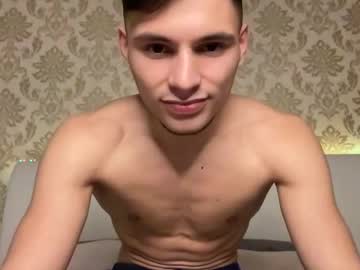 Denlover Chaturbate stream image from February 13, 2025