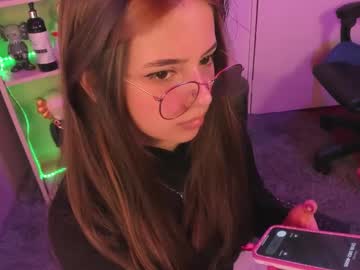 Emilykarterr Chaturbate stream image from February 13, 2025