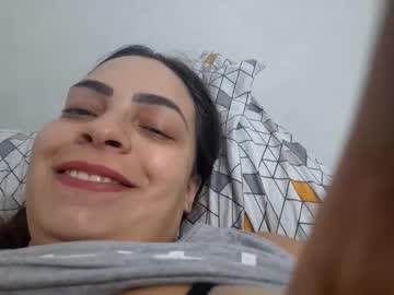 Juliabranquinha123 Chaturbate stream image from February 13, 2025