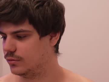 Kotiis Chaturbate stream image from February 13, 2025