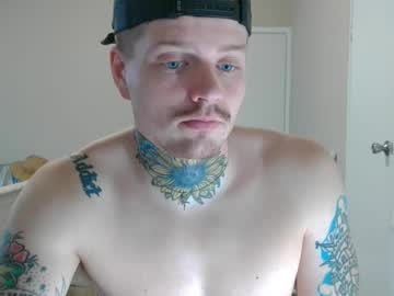 Redinthebed Chaturbate stream image from February 13, 2025