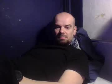 Yewloo Chaturbate stream image from February 13, 2025