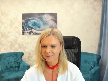 Agathaklouin Chaturbate stream image from February 13, 2025