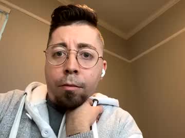 Amross1990 Chaturbate stream image from February 13, 2025