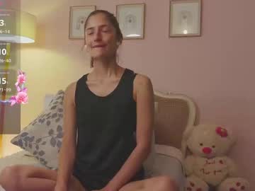 Anam8 Chaturbate stream image from February 13, 2025