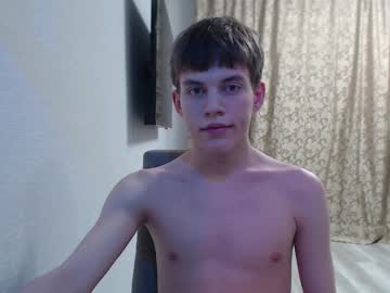 Hornybadbunny Chaturbate stream image from February 13, 2025