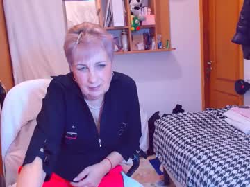 Kira9476 Chaturbate stream image from February 13, 2025