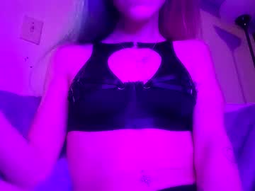 Oflillady Chaturbate stream image from February 13, 2025