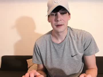 Ucmsur Chaturbate stream image from February 13, 2025