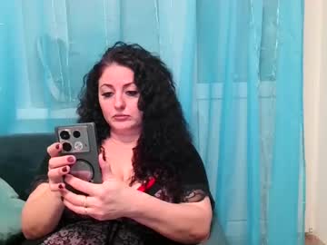 Elinor_Lindy Chaturbate stream image from February 13, 2025