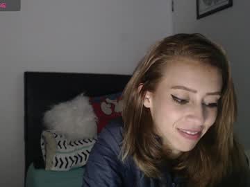 Emilly_2004 Chaturbate stream image from February 13, 2025
